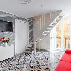 https://enjoy-naples.hotels-amalfi.com